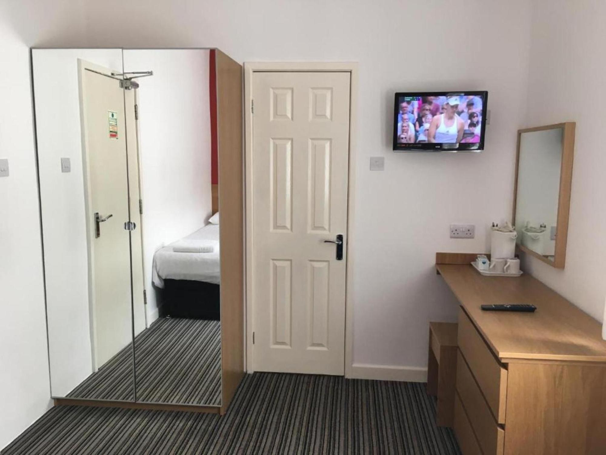 Oyo Wave Crest Hotel Blackpool Eksteriør bilde