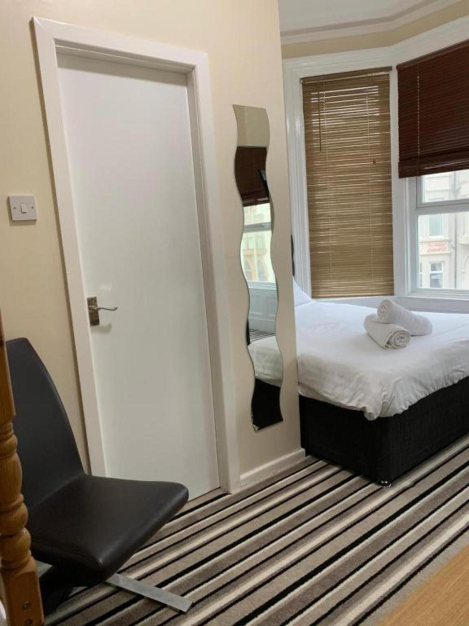 Oyo Wave Crest Hotel Blackpool Eksteriør bilde